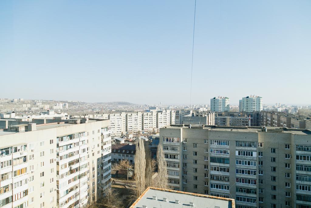 Apartments Na Lugovaya 67/69 Szaratov Szoba fotó
